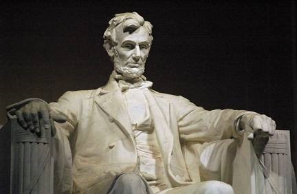 The Lincoln Memorial, Washington, D.C. Photo by Jeff Kubina